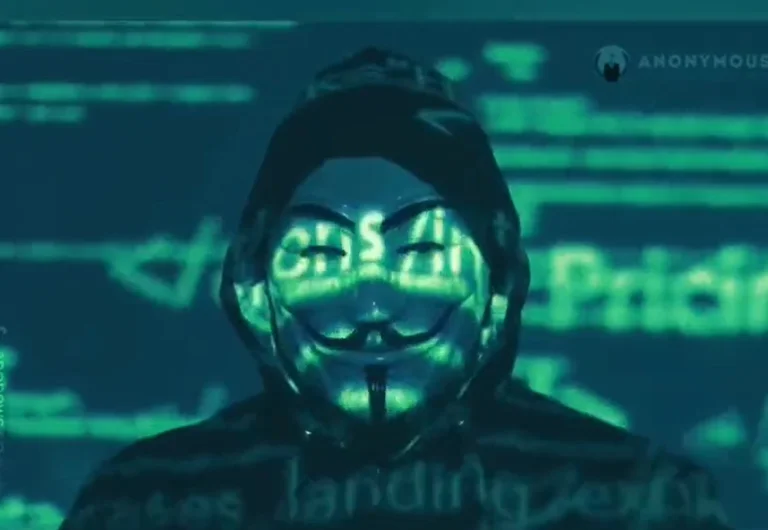 “Anonymous” mesazh Vuçiqit: Ndaloni veprimet e rrezikshme në Kosovë (VIDEO)