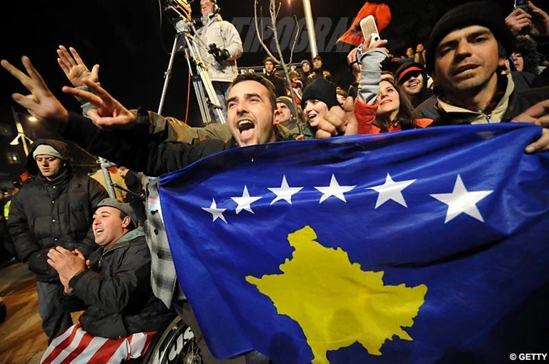 Kosovarët më të lumturit në rajon për vitin 2022