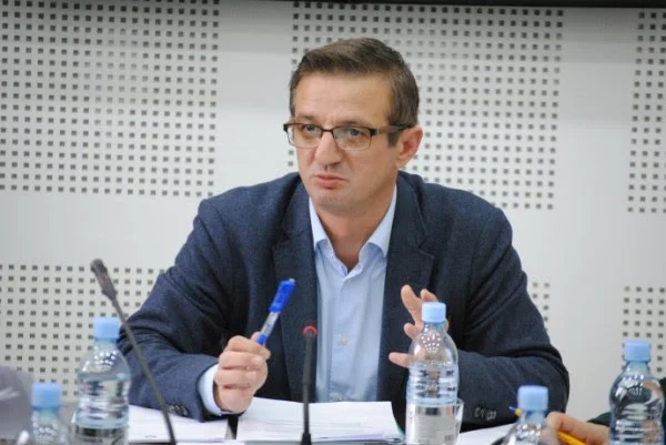 ​‘Kishte marrëveshje” – Topalli: Gjyqtari e prokurori e shpëtuan me “fytyrë” Kurtin