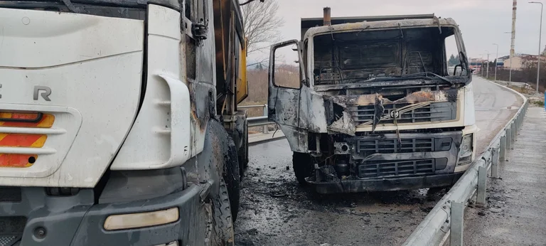 Djegia e dy kamionëve në veri, Policia del me informacion zyrtar mbi rastin