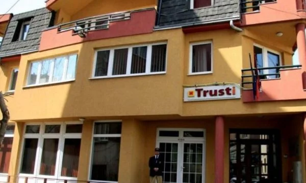 Tërheqja e 10-përqindëshit nga Trusti, Qeveria zgjatë afatin për t’i rimbursuar qytetarët