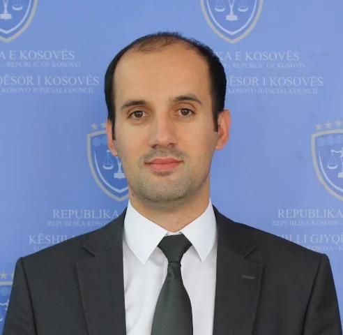 Gjyqtari që liroi Pantiqin u emërua dje nënkryetar i Gjykatës në Prishtinë
