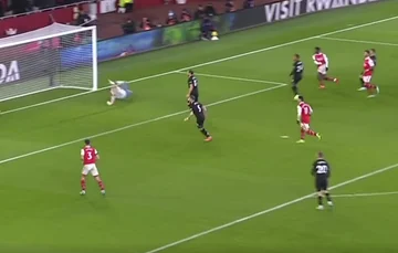 Was für eine große Rückkehr aus dem Arsenal Nketiah Fans bei Eperies