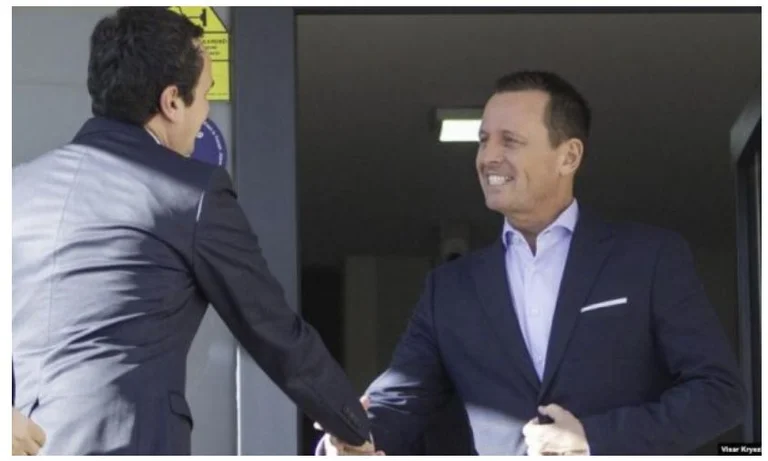 Grenell fajëson Kosovën për veriun, i propozon Blinkenit kërkesa konkrete për Kurtin