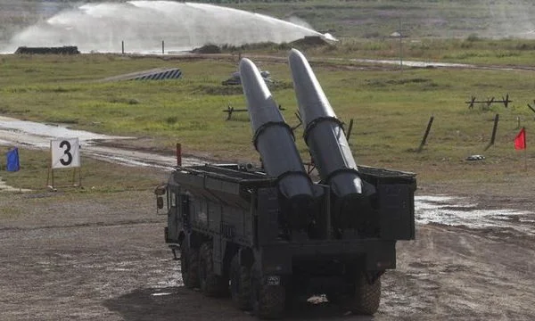 Bjellorusia: Sistemet ruse të raketave me aftësi bërthamore janë gati për përdorim