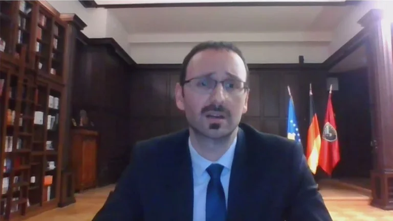 Ambasadori i Kosovës në Gjermani reagon pasi Vuçiq sulmoi Rohden: E papranueshme