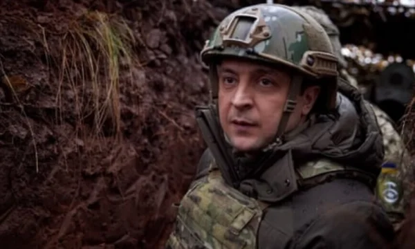 Zelensky visits first war front in Bakhmut