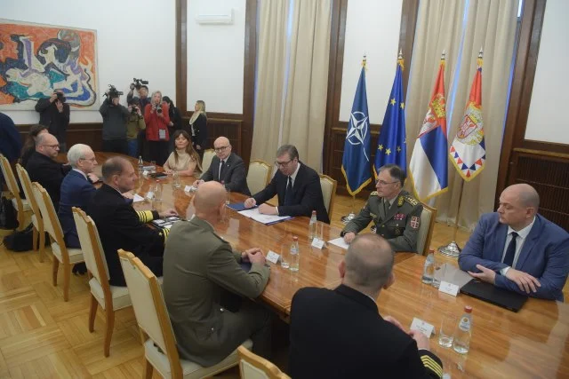 Vuciq exhorte l'OTAN à protéger le peuple serbe au Kosovo