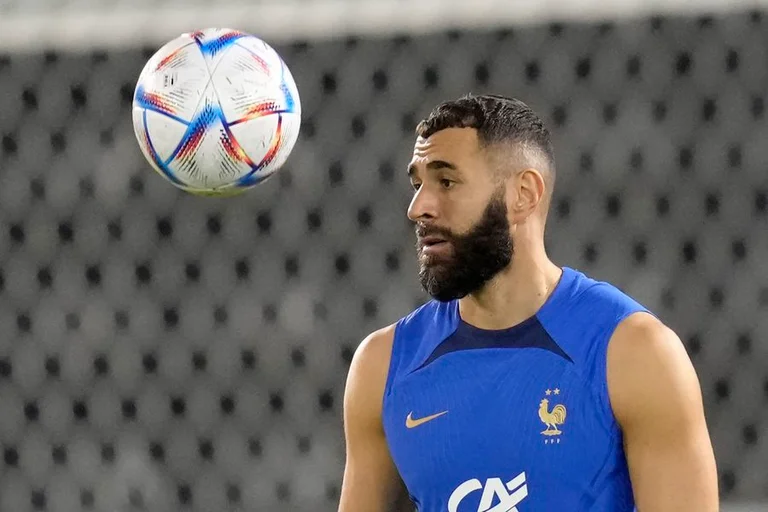 Perché Benzema ha deciso di lasciare la Francia?