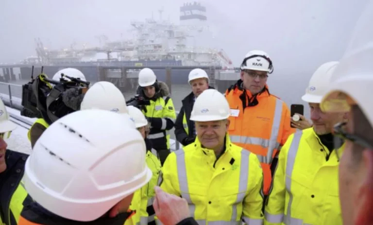 Alemania abre terminal para gas natural líquido