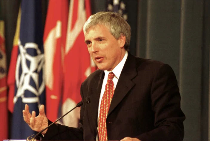 Jamie Shea: La Serbie déclinera la demande de retour des soldats serbes au Kosovo