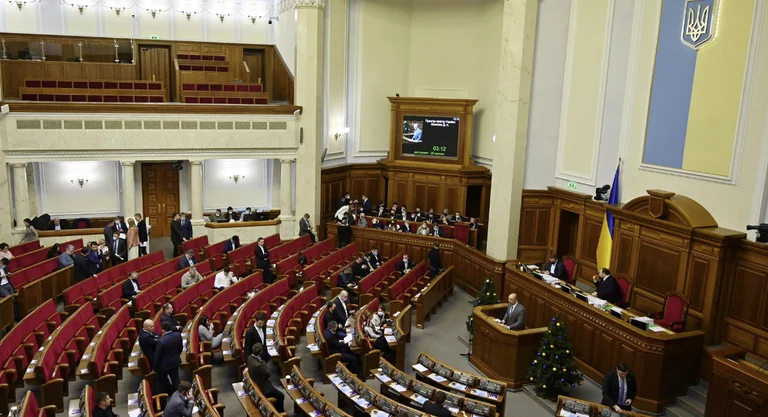 Le Parlement ukrainien reste sans eau et chaud après les attaques russes