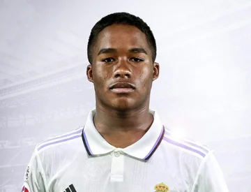 Official: Real Madrid kündigt Andrewicks Übertragung an