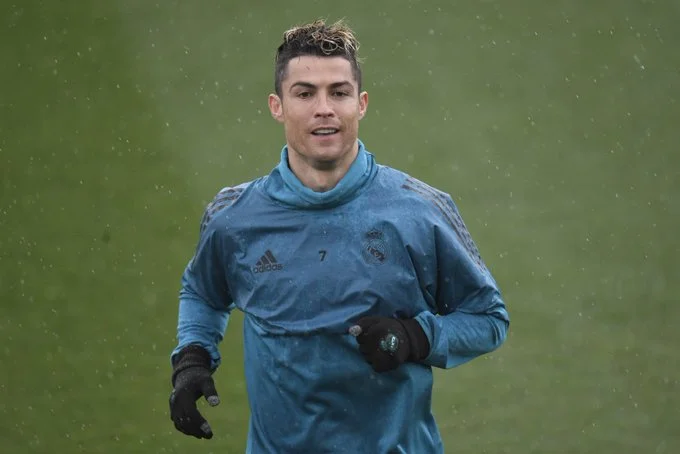 What's going on? Ronaldo is training at Real Madrid Training Center