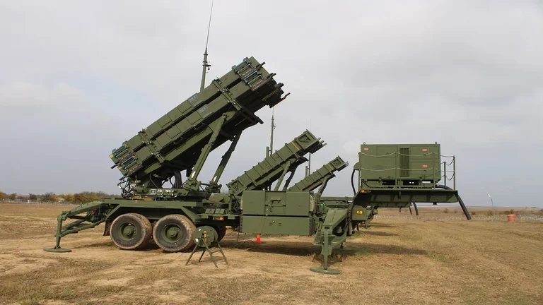 Beden devrait envoyer un système de missiles Patriot en Ukraine