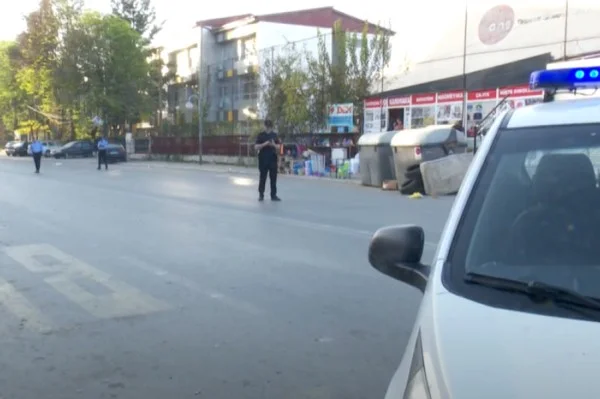 Bomb alarms in 15 Skopje Schulen
