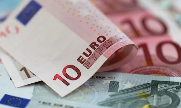 Une personne se fait couper les doigts pour une dette de 10 euros, suspect arrêté