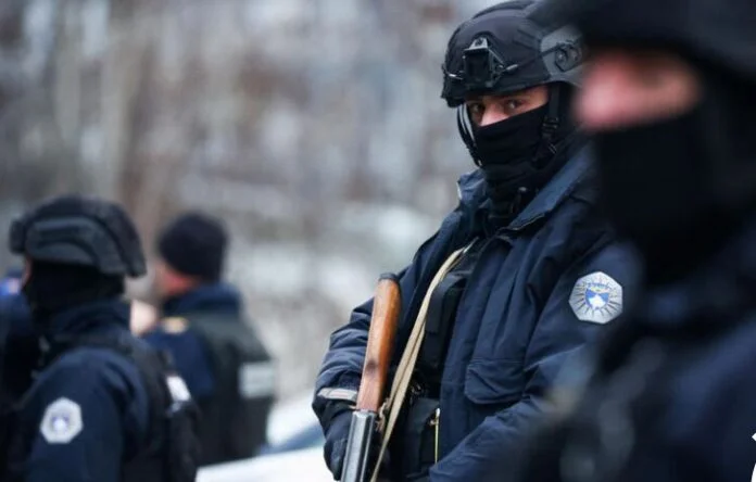 “Le Parisien” scrive sugli eventi nel Kosovo settentrionale