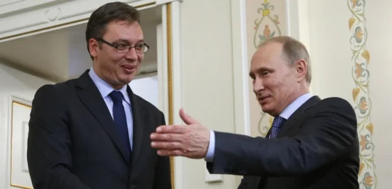 Porte-parole du Kremlin : Squechiqi a appelé Poutine à soutenir la situation au Kosovo, les Serbes là pour défendre