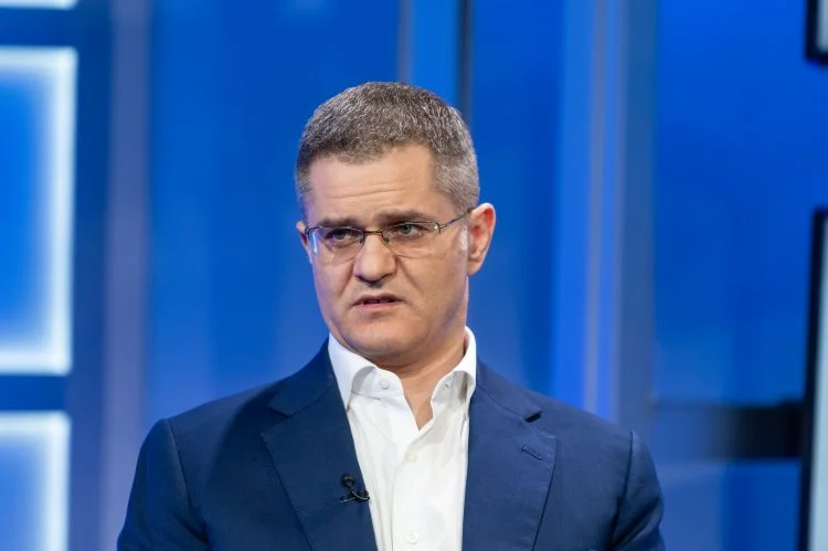 Jeremic: Kurti, Vuciq fait du drame pour l'opinion intérieure au Kosovo, Serbie