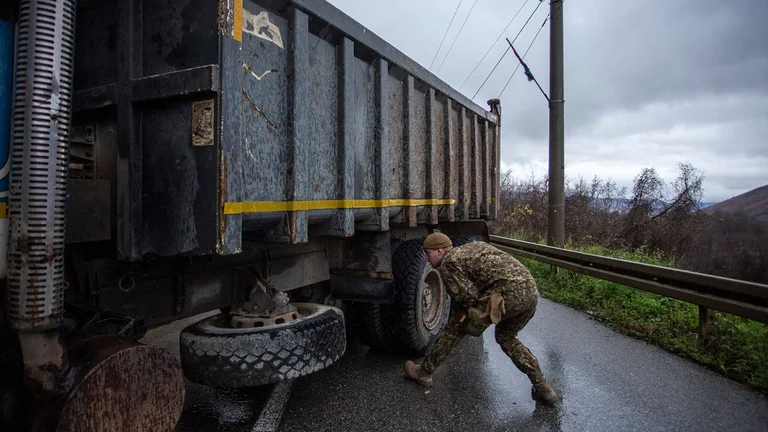 CNN writes about the situation in the north: Kosovo calls for NATO intervention after growing ethnic tensions