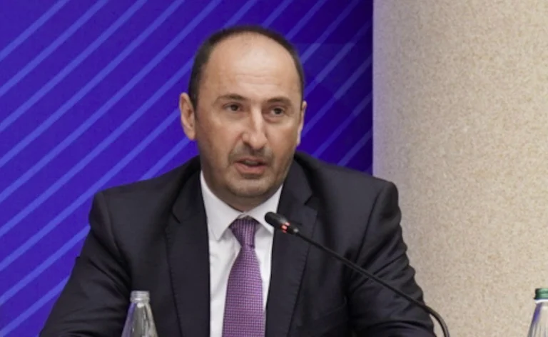 Ali: Sólo el mal tiempo puede detener proyectos en el norte