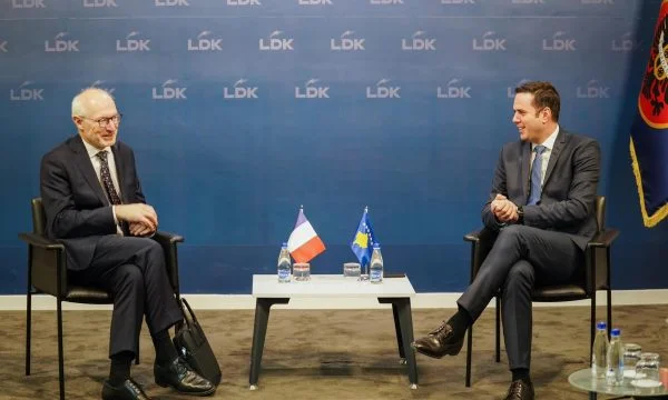 Abdixhiku se reúne con el embajador francés, habla de los acontecimientos en el norte