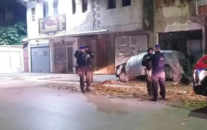 Police drive journalists out of the north, telling them there's no security