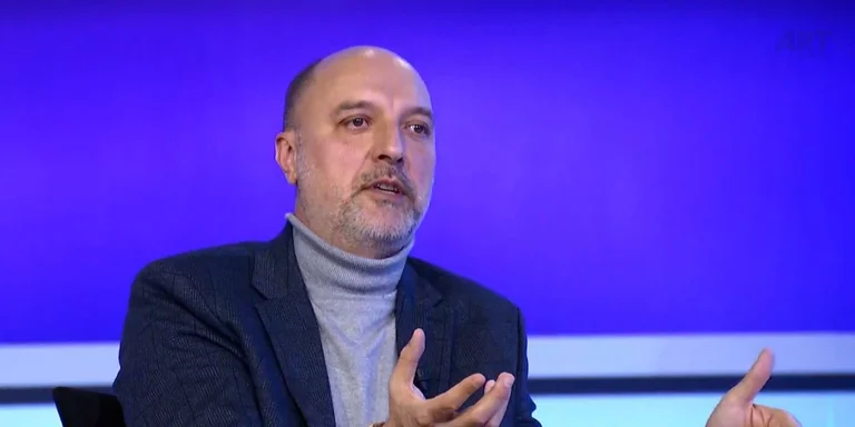 Ymer: Government through propagandistic language is hiding Kurti change