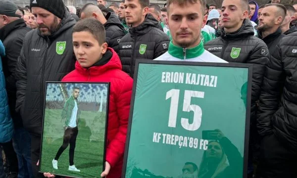 Ultimo addio al calciatore Erion Cateazi