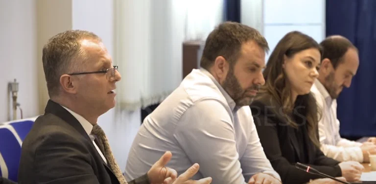 Besnik Bislimi – Opozitës: BE na thotë pse i keni çu ata njerëz në dialog