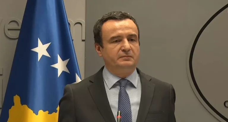 Premierminister Kurti heute bei der Einmischung
