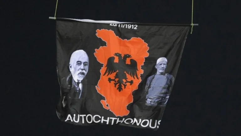 Mediumi serb: Perëndimi hesht ndërsa “Shqipëria e Madhe” po ndërtohet në shkallë të gjerë