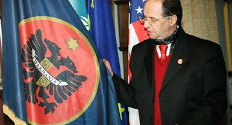 Pse Ibrahim Rugova e prezantoi flamurin dardan, tregon Muhamet Hamiti