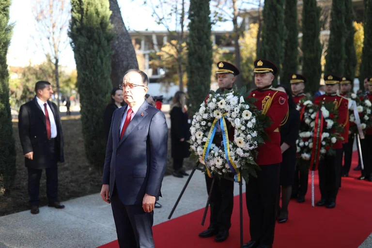 Begaj kërkon liberalizim të vizave për Kosovën