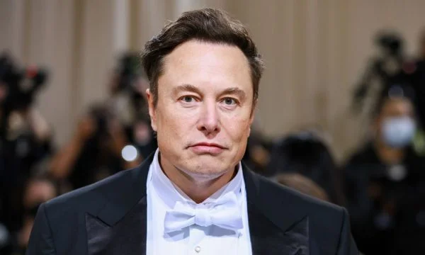 Musk: Nuk e mbështes Trumpin për president