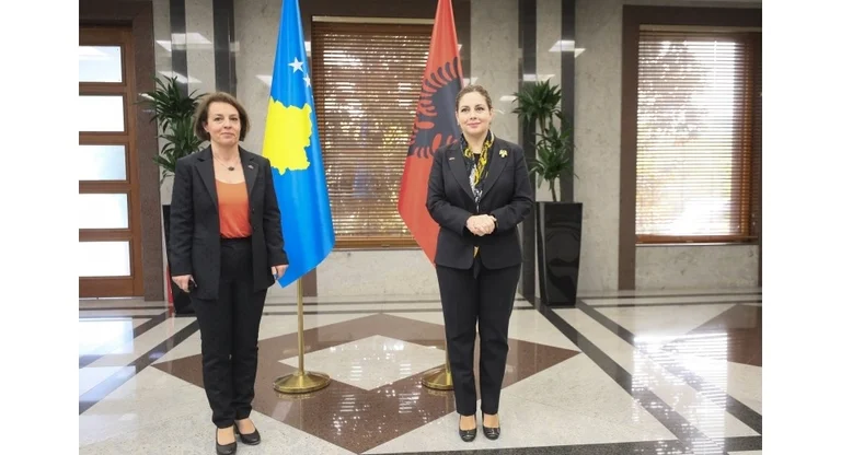 Gërvalla e pret nesër në takim Xhaçkën