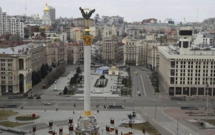 Raportohen sulme të reja në Kiev