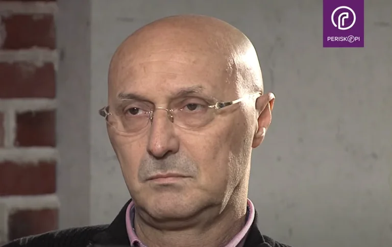Sheholli: Vuçiqi sot dallon si nata me ditë me Vuçiqin si ministër i Millosheviqit