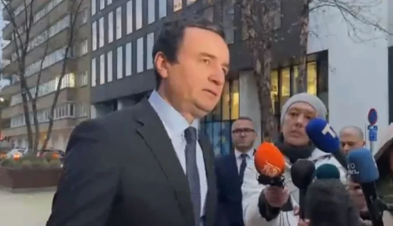 Kurti pas takimit fajëson Borellin se hoqi dorë nga propozimi për normalizmin e marrëdhënieve Kosovë -Serbi
