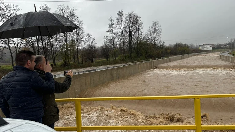 Reshje të shiut në Kosovë, kjo është gjendja në Pejë