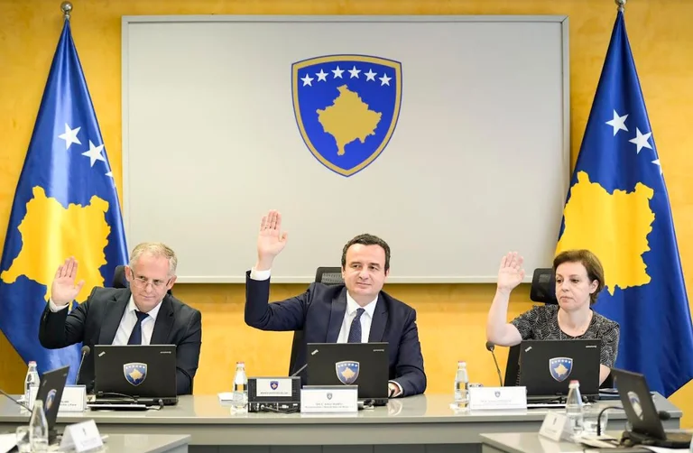 Qeveria ndanë 310 mijë euro për mbajtjen e zgjedhjeve të jashtëzakonshme për Kryetar në Komunat e veriut