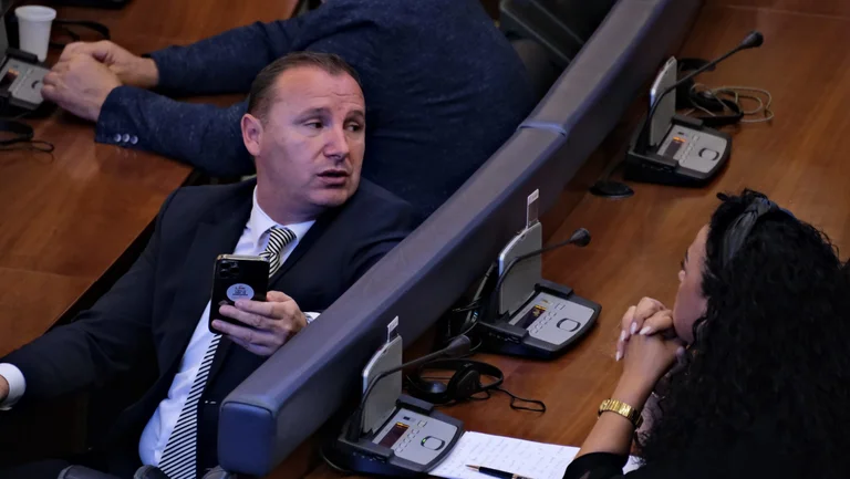 Zemaj: 350 mjekë e lëshuan Kosovën në dy vjetët e fundit