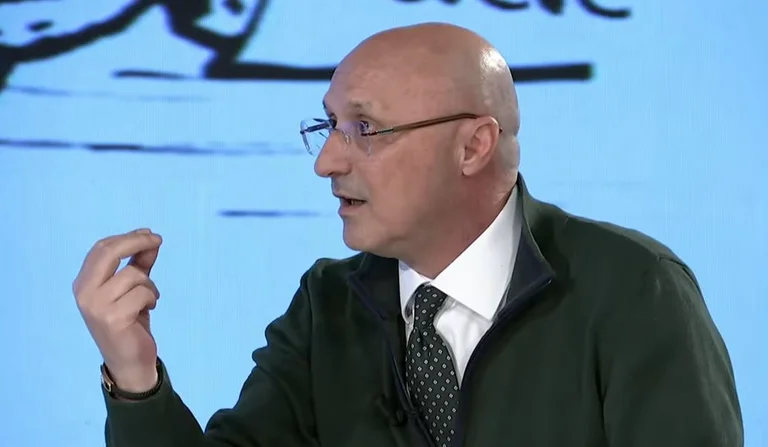 Sheholli: Katër miq serbë më thanë se po ua çojnë armët te shpia fëmijëve të tyre
