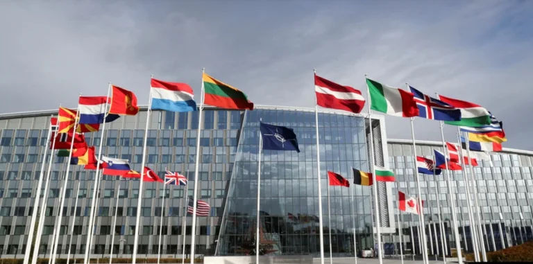 BE-ja pret përgjigje nga Qeveria e Kosovës për propozimin e ri për targat serbe