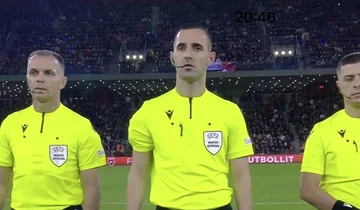 Genc Nuza zusammen mit Bujar Selimaj und Fatlum Berisha beziehen sich auf Albanien Spiel ) Italien