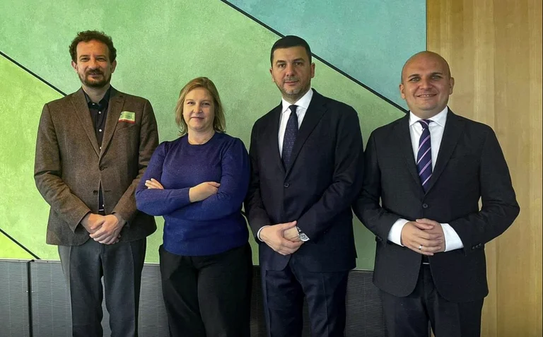 Memli Krasniqi takon eurodeputetët liberalë në Bruksel: Fuqizimi i PDK-së në skenën politike evropiane është i sigurt