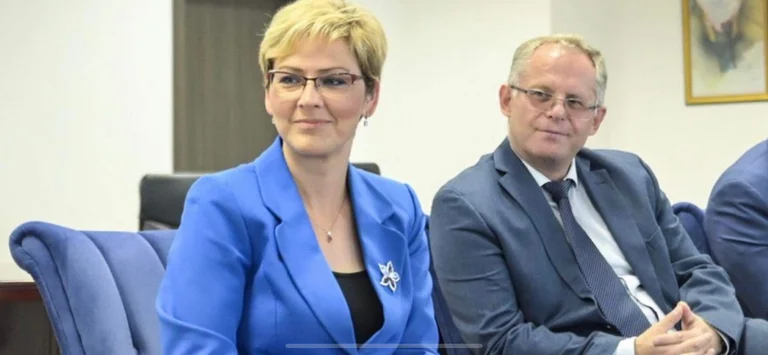 Ardita Sinani bashkë me Besnik Bislimin në Bruksel