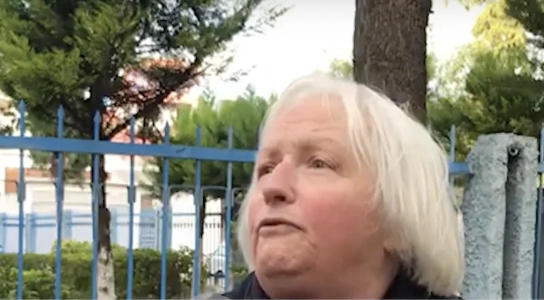 “Më jepni një snajper”, shokon e moshuara në protestën kundër Ramës (Video)
