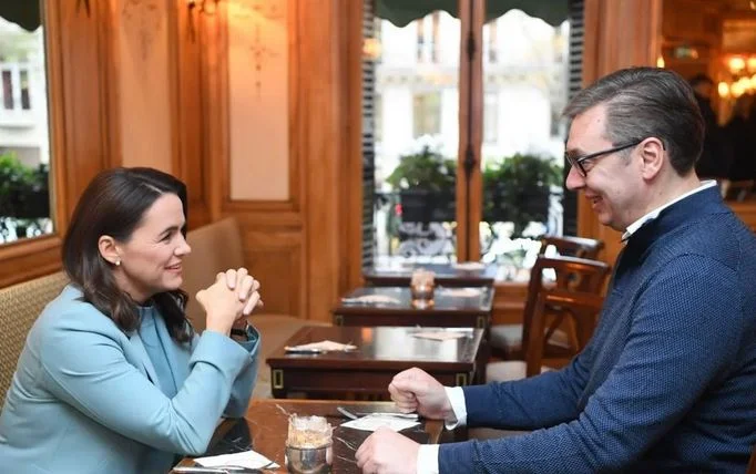Vuçiq ia kallëxon zhvillimet presidentes hungareze: Në vend për Parisin, folëm për politikë